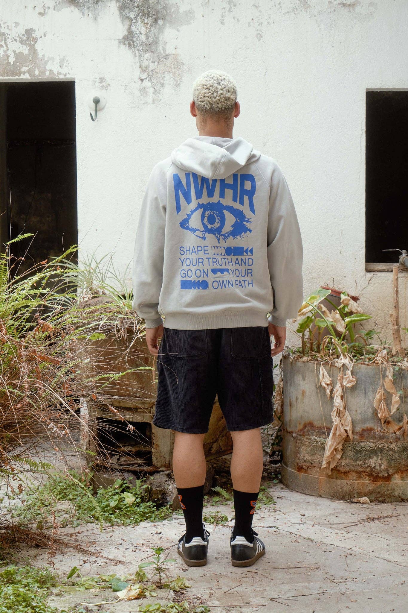 Felpa oversize con zip El Ojo in cotone biologico