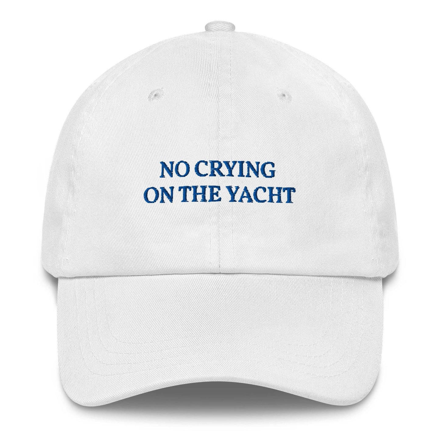 Cappellino dad hat ricamato “No Crying on the Yacht”