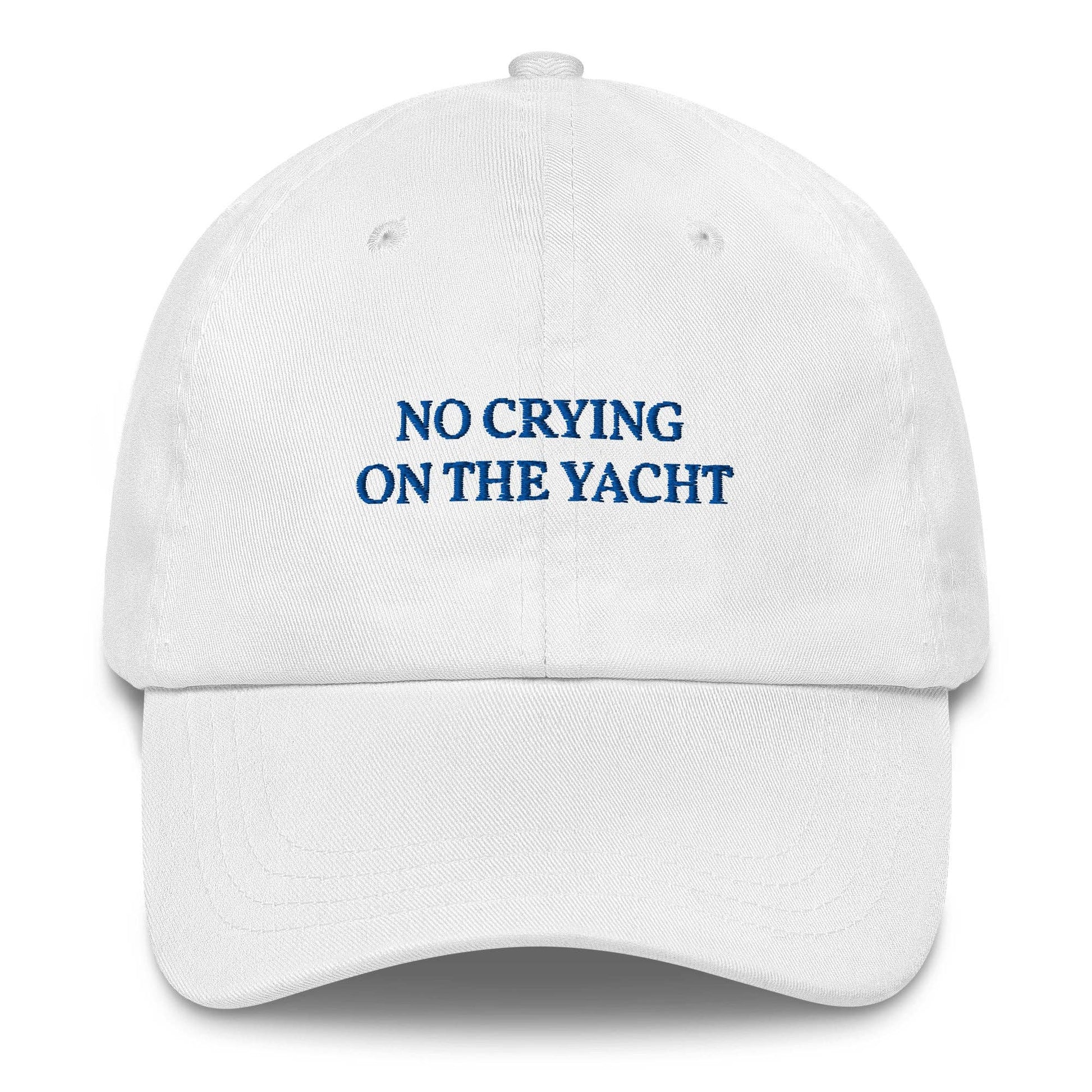 Cappellino dad hat ricamato “No Crying on the Yacht”