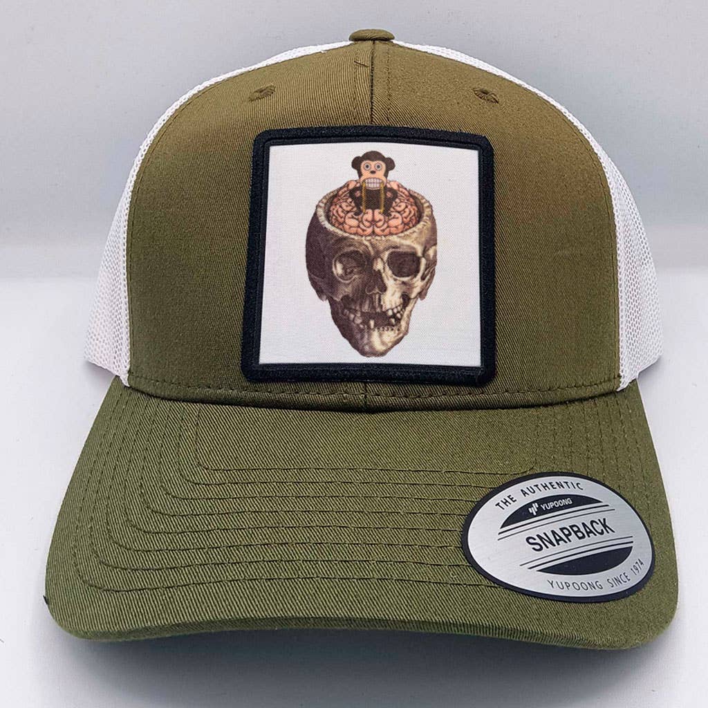 Cappellino trucker unisex Mondays con patch