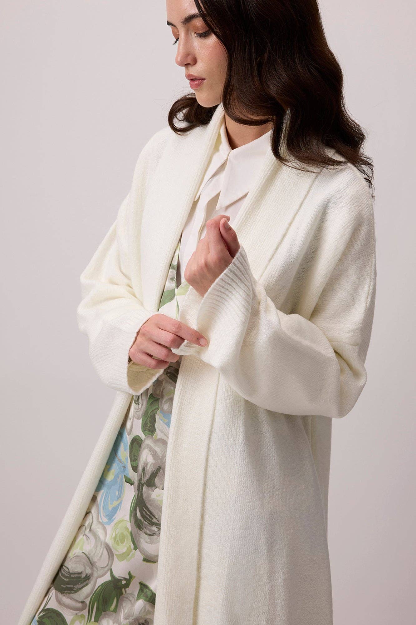 Cardigan lungo in maglia panna