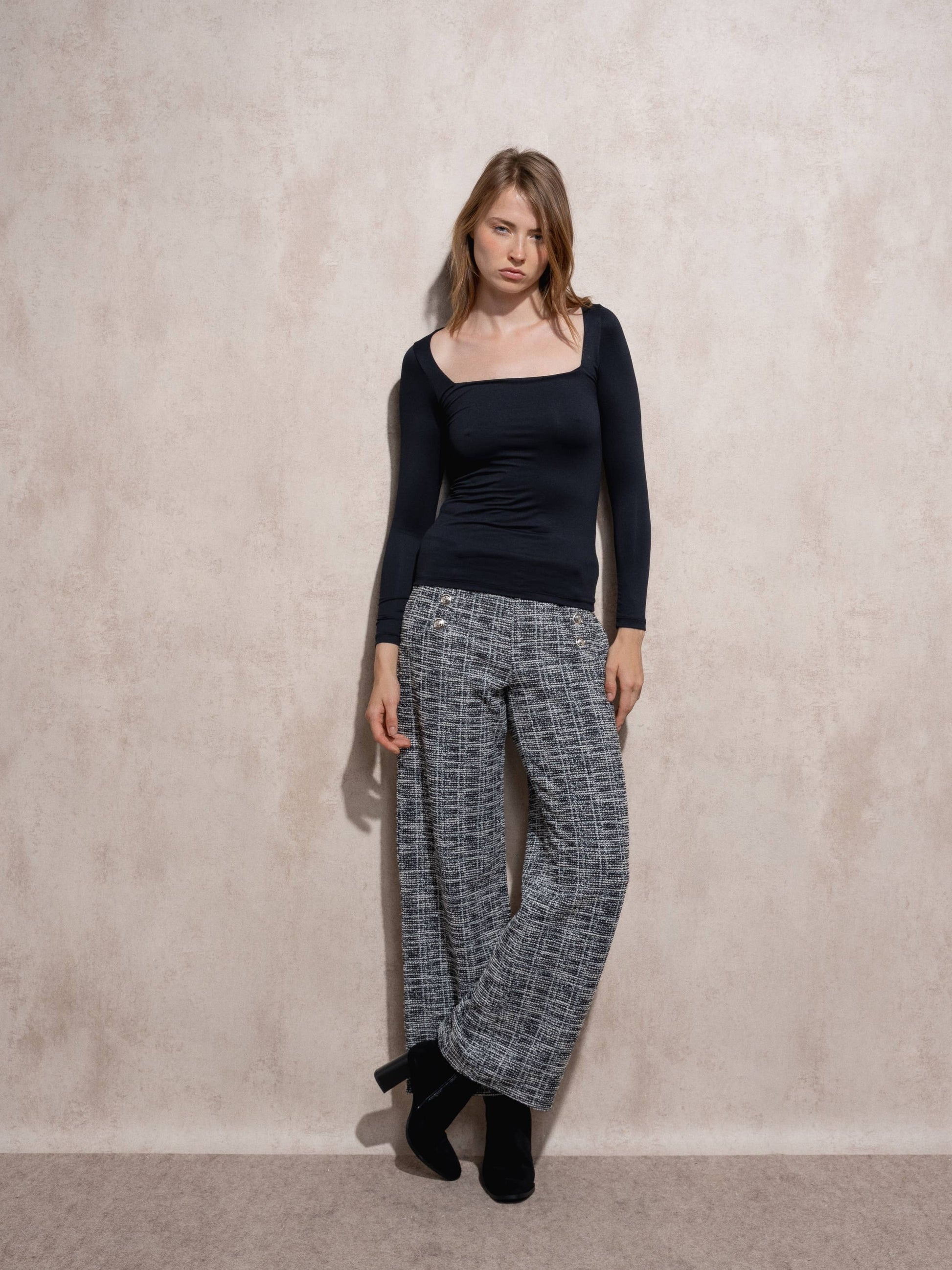 Maglia aderente a manica lunga con scollo quadrato