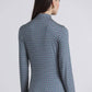 Top a maniche lunghe con collo alto