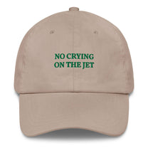 Cappellino da baseball unisex ricamato “No Crying on the Jet”