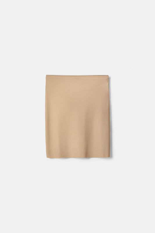 Gonna sottoveste trasparente nude