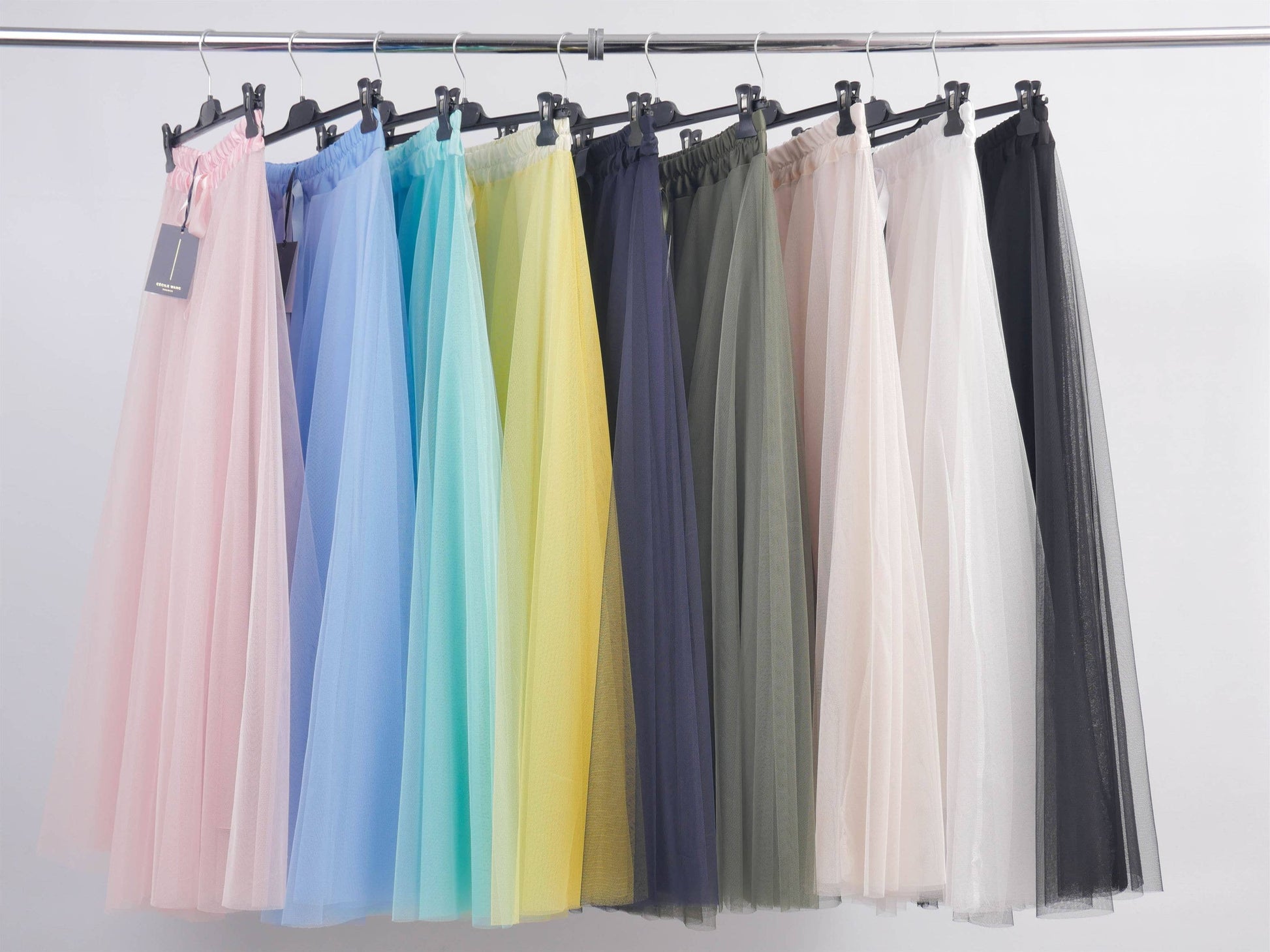 Gonna svasata in tulle