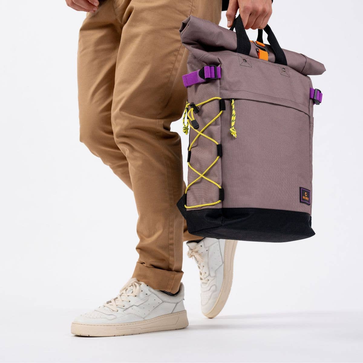 Zaino roll-top in poliestere riciclato color taupe