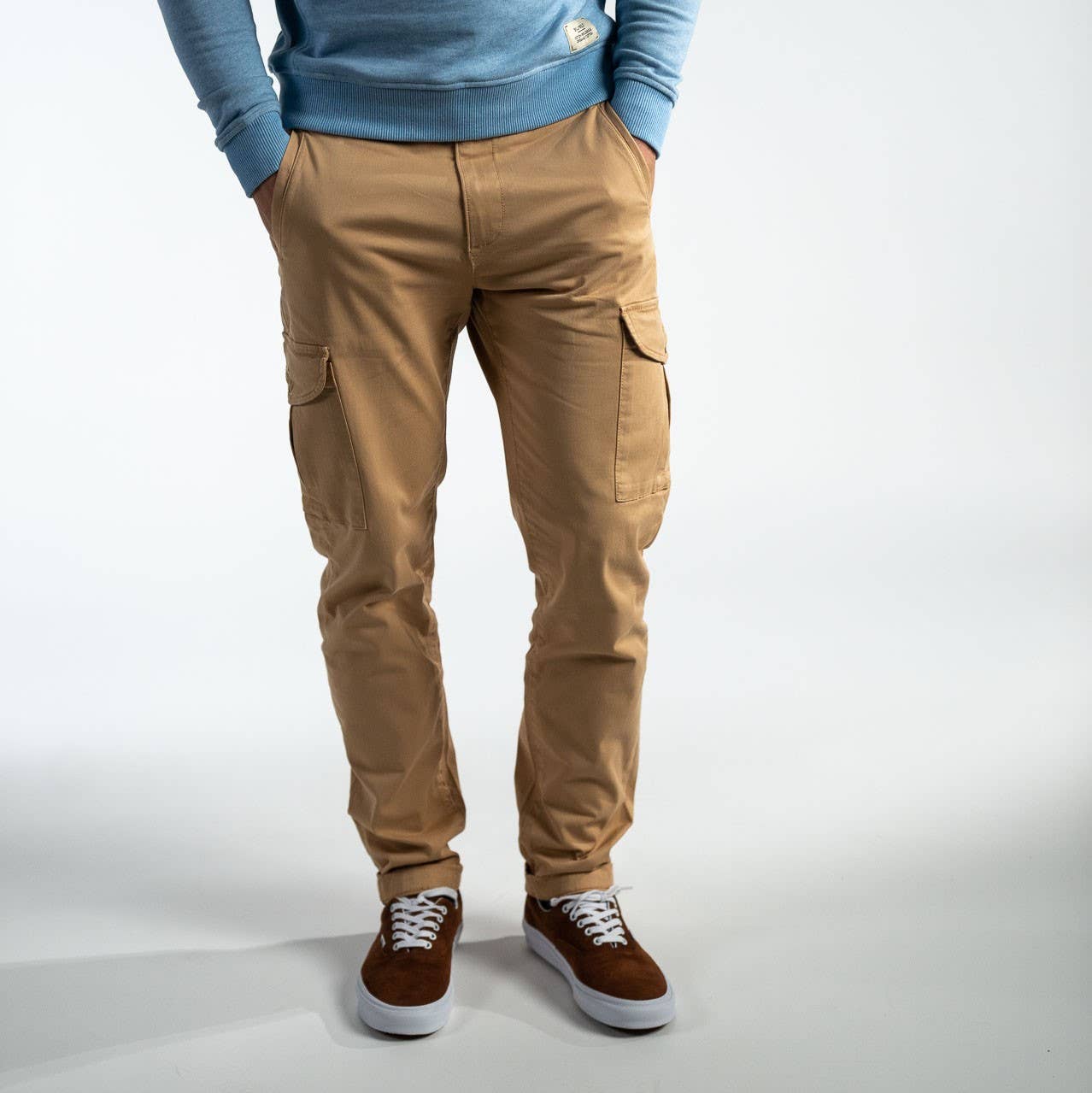 Pantaloni cargo taupe in cotone BCI