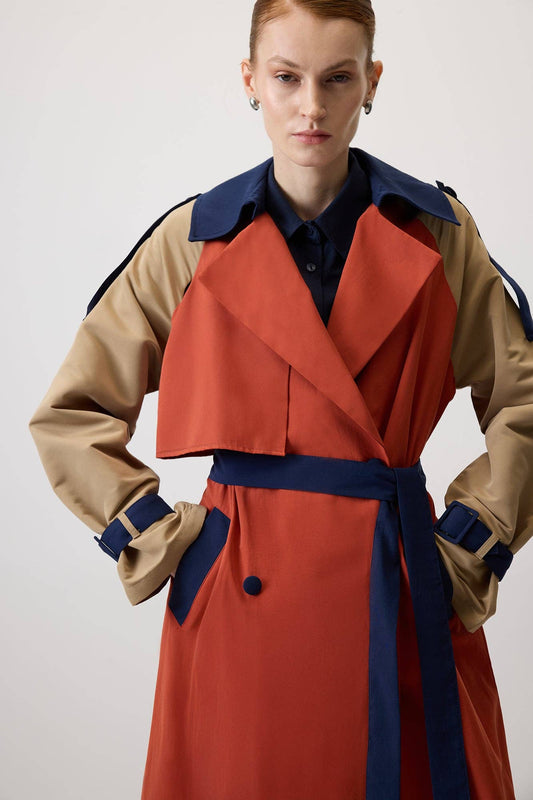 Trench coat color block con cintura