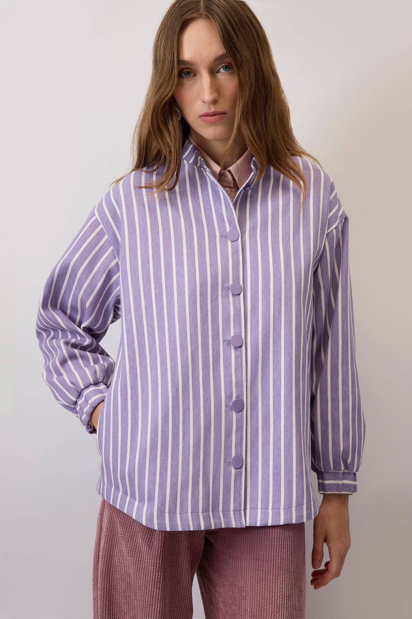 Giacca in gabardine a righe lilla