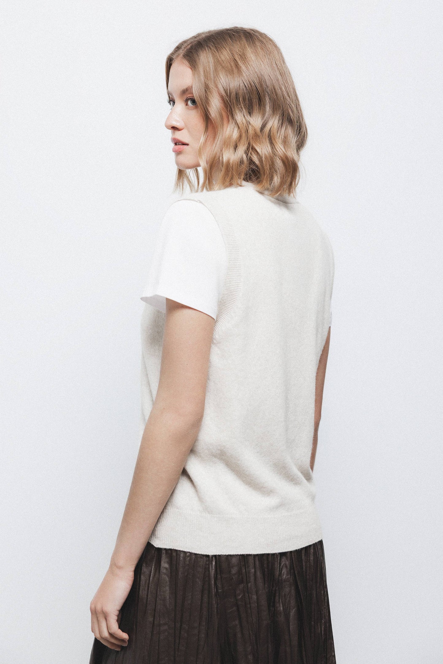 Gilet in maglia con scollo a V e bottoni