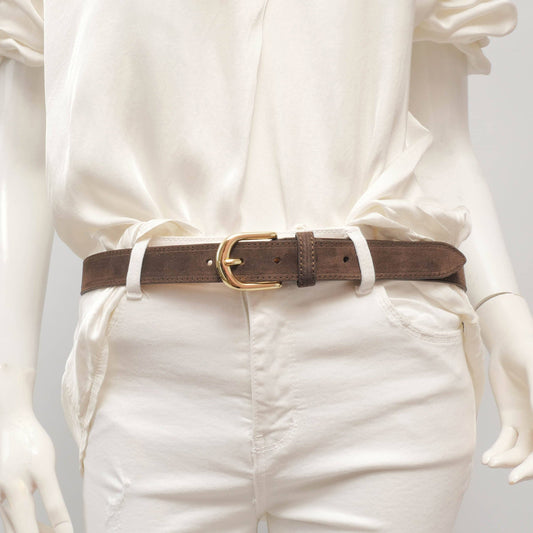 Cintura in suede con fibbia arrotondata dorata da 2,8 cm