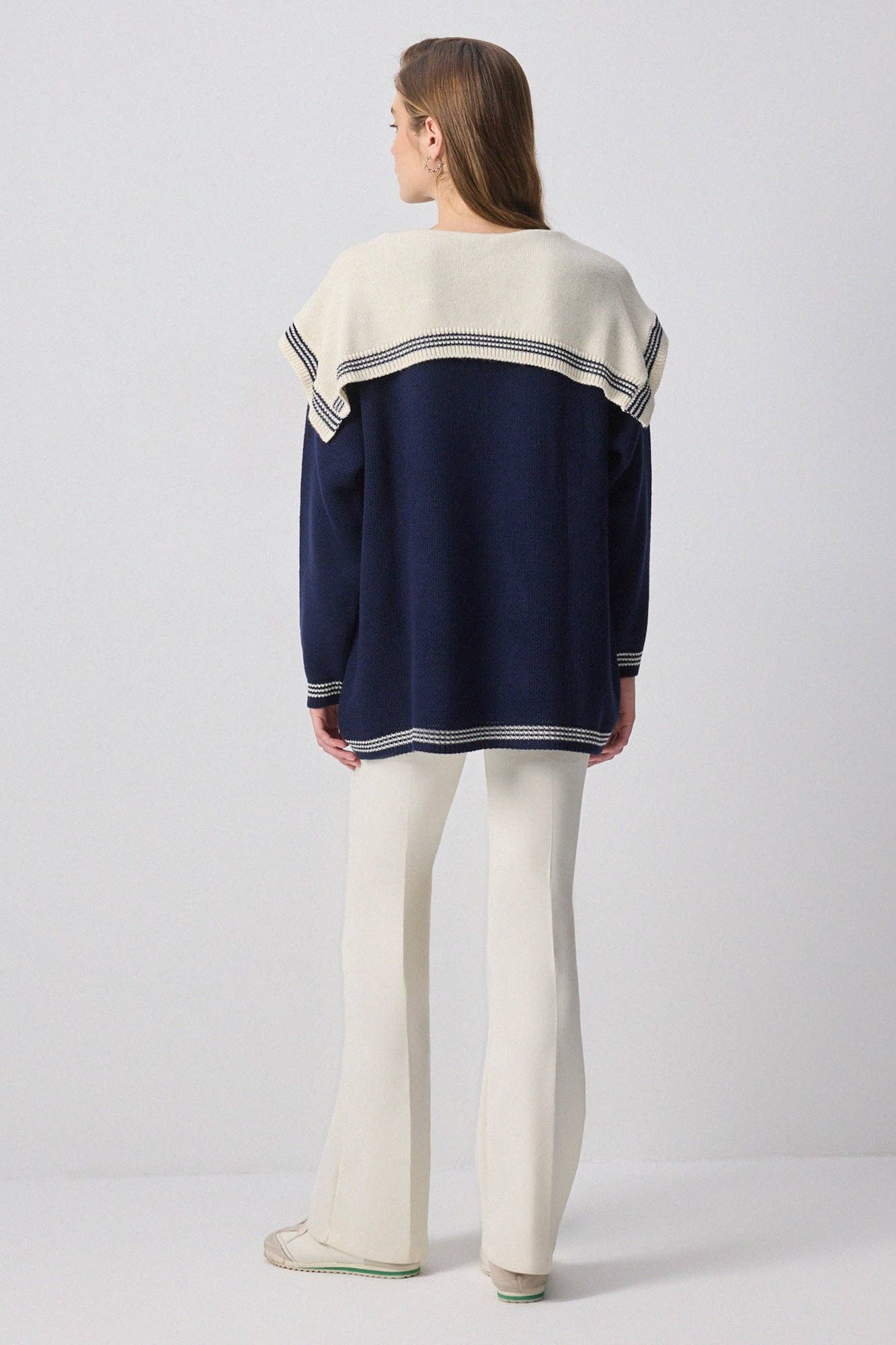 Maglione oversize in maglia con maxi colletto stile sailor