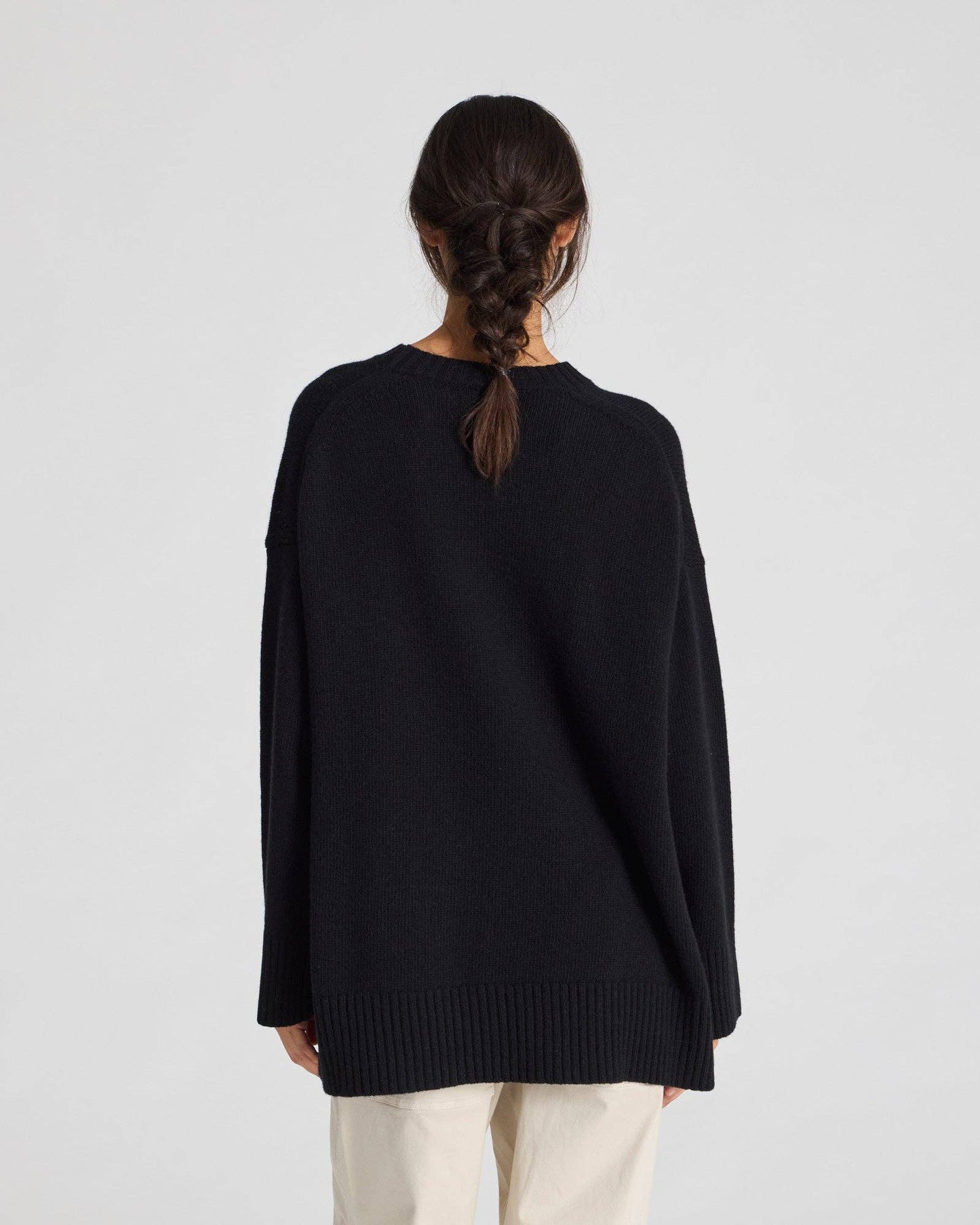 Maglione oversize Vigga in lana d’agnello nero