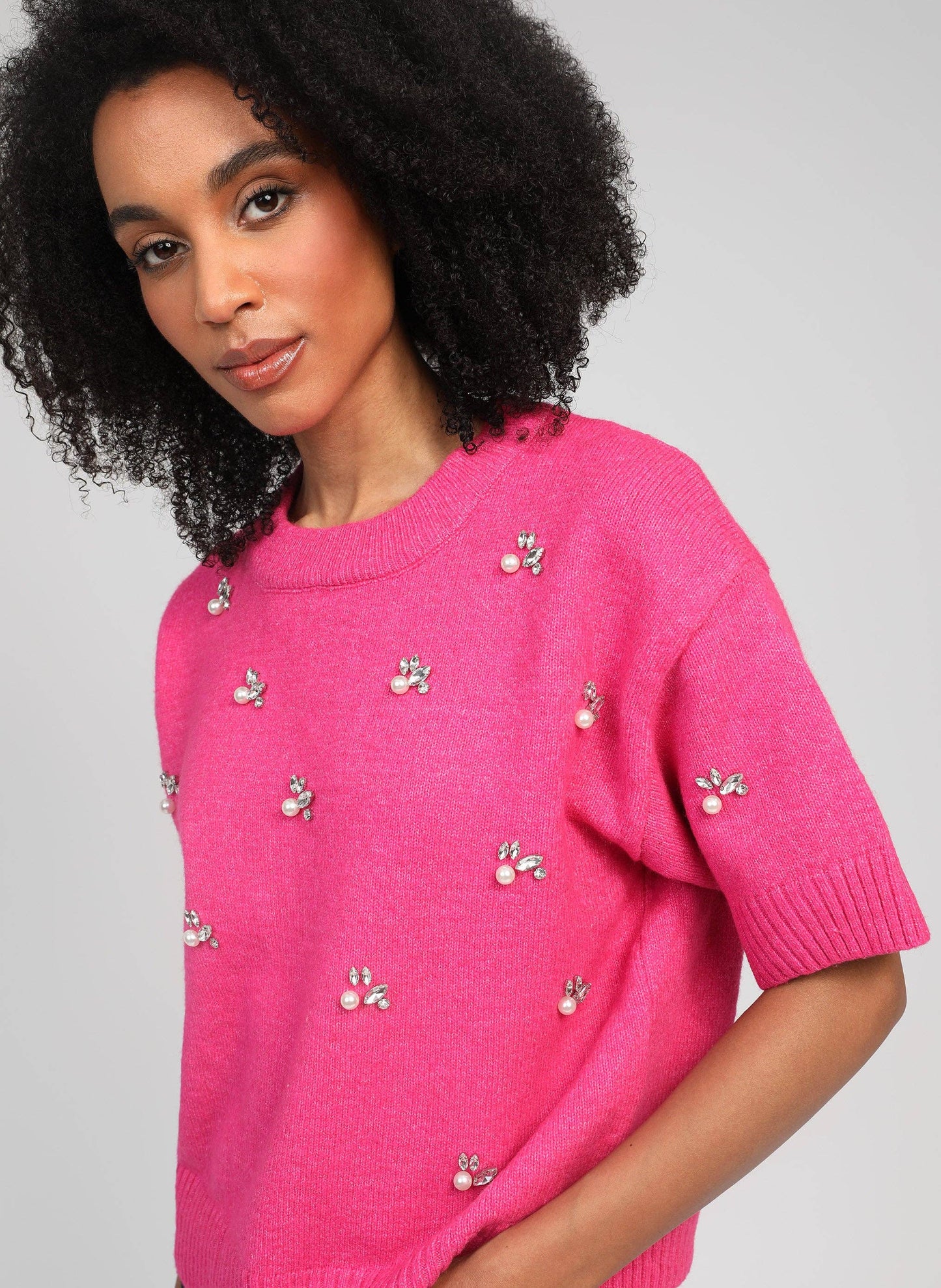 Maglione Nelida rosa caramella con strass e perle