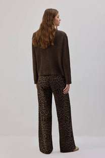 Cardigan corto con bottoni dorati