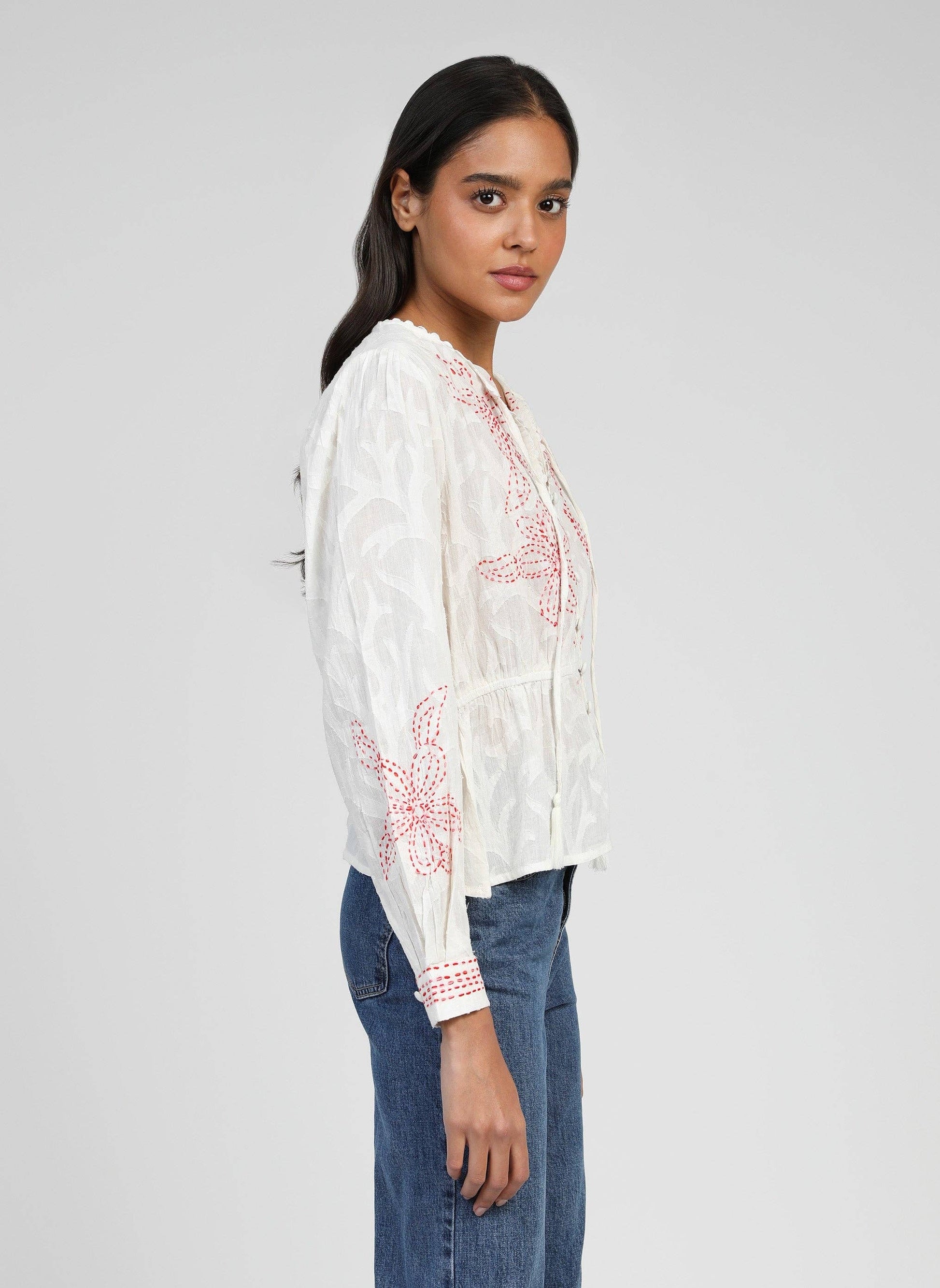 Camicia romantica in voile di cotone ricamato ecrù