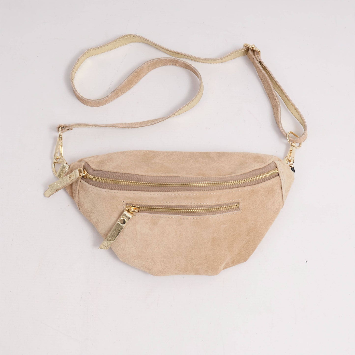 Marsupio in suede con dettagli in pelle dorata