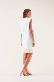 Gilet lungo smanicato con bottoni in madreperla