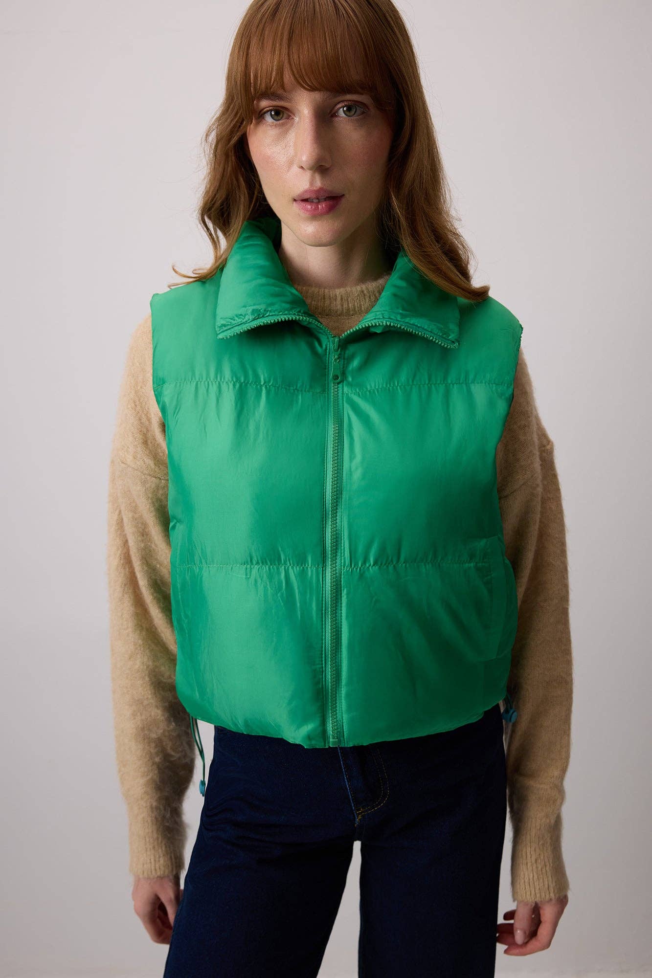 Gilet imbottito con zip verde