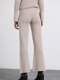 Pantaloni in maglia a zampa