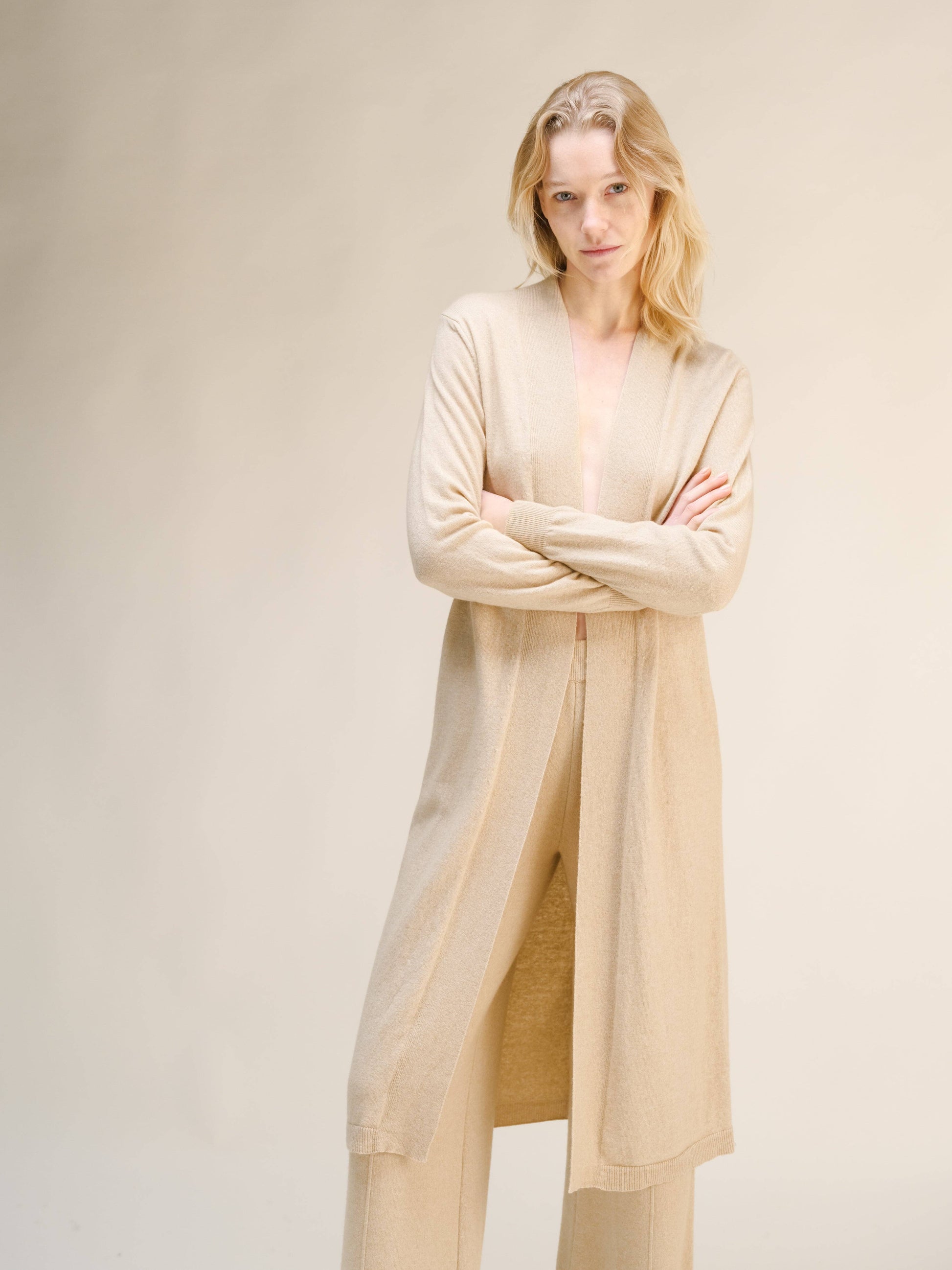 Cardigan lungo aperto in misto cashmere da donna