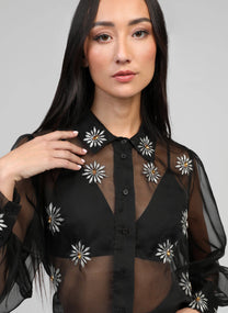 Camicia nera in organza con ricamo gioiello