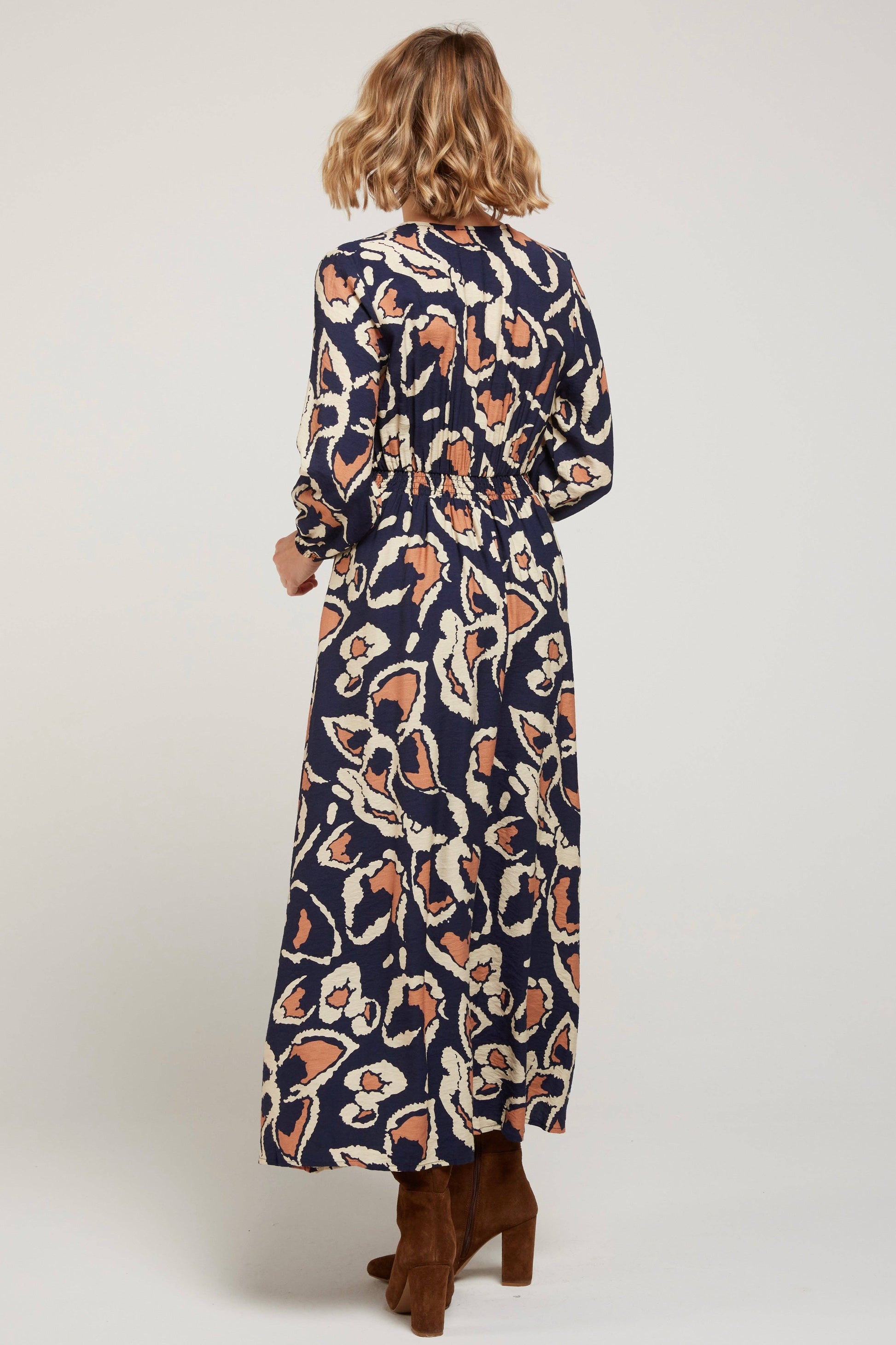 Abito nero Heart in lana con applicazione di paillettes