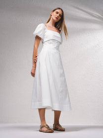 Vestito midi con scollo quadrato e gonna a trapezio