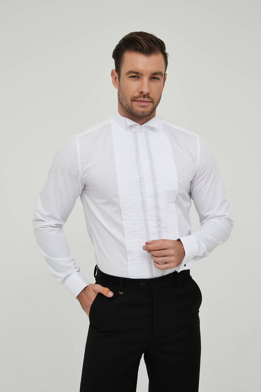Camicia bianca slim fit da smoking con plastron e polsini gemelli