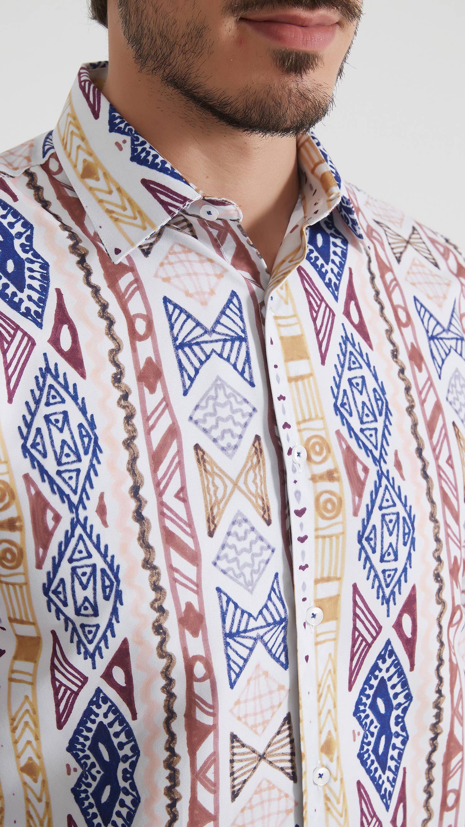 Camicia comfort a fantasia geometrica da uomo