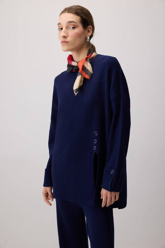 Completo in maglia a costine con bottoni