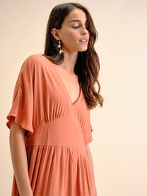 Abito fluido midi con scollo a V