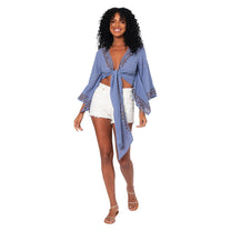 Top crop estivo boho con scollo a V e maniche svasate