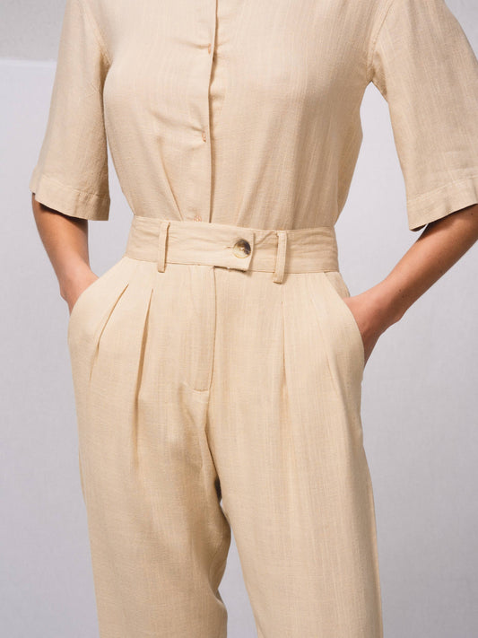 Pantaloni a vita alta in misto lino con pinces