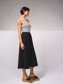 Abito midi con spalline sottili, righe e fiocco