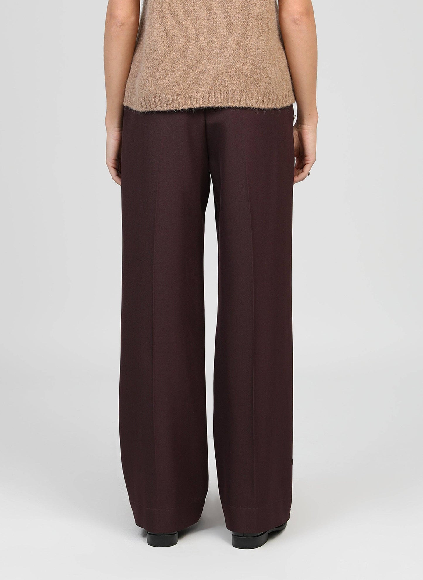 Pantaloni palazzo a vita alta color vino