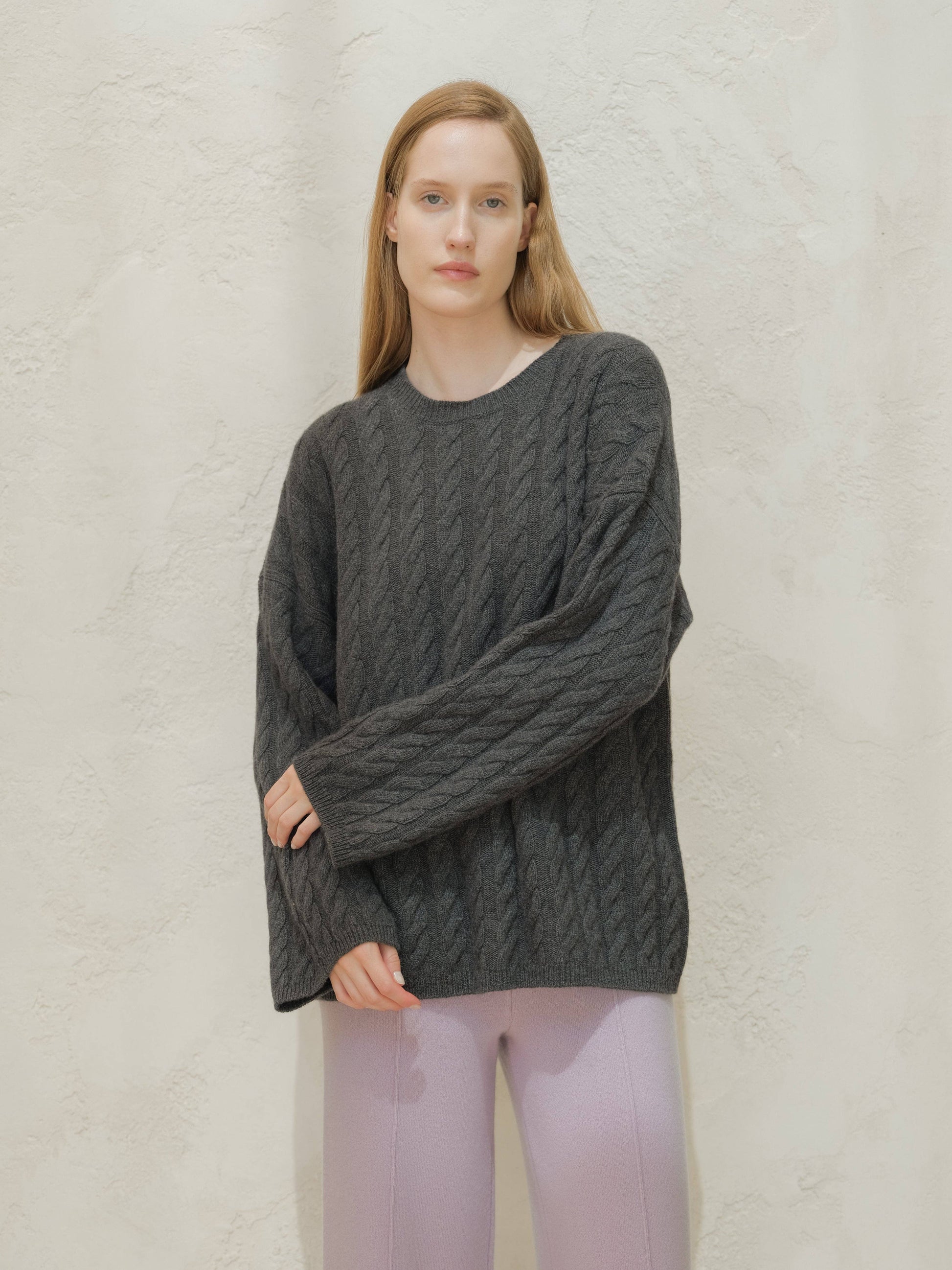 Maxi maglia girocollo a trecce in misto cashmere