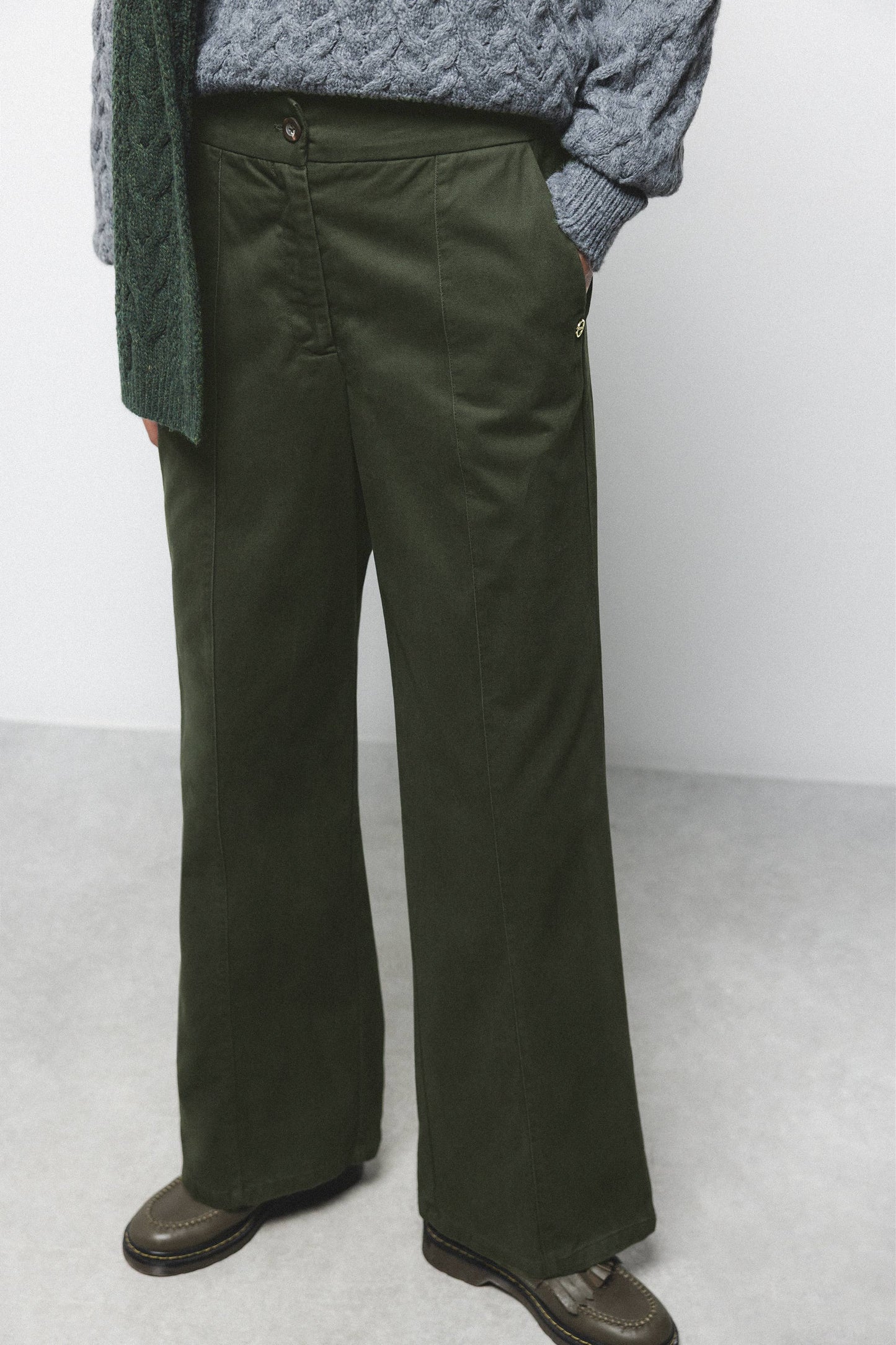 Pantaloni palazzo in cotone verde