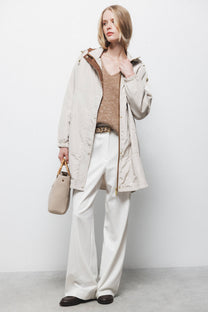 Parka lungo con cappuccio e tasche
