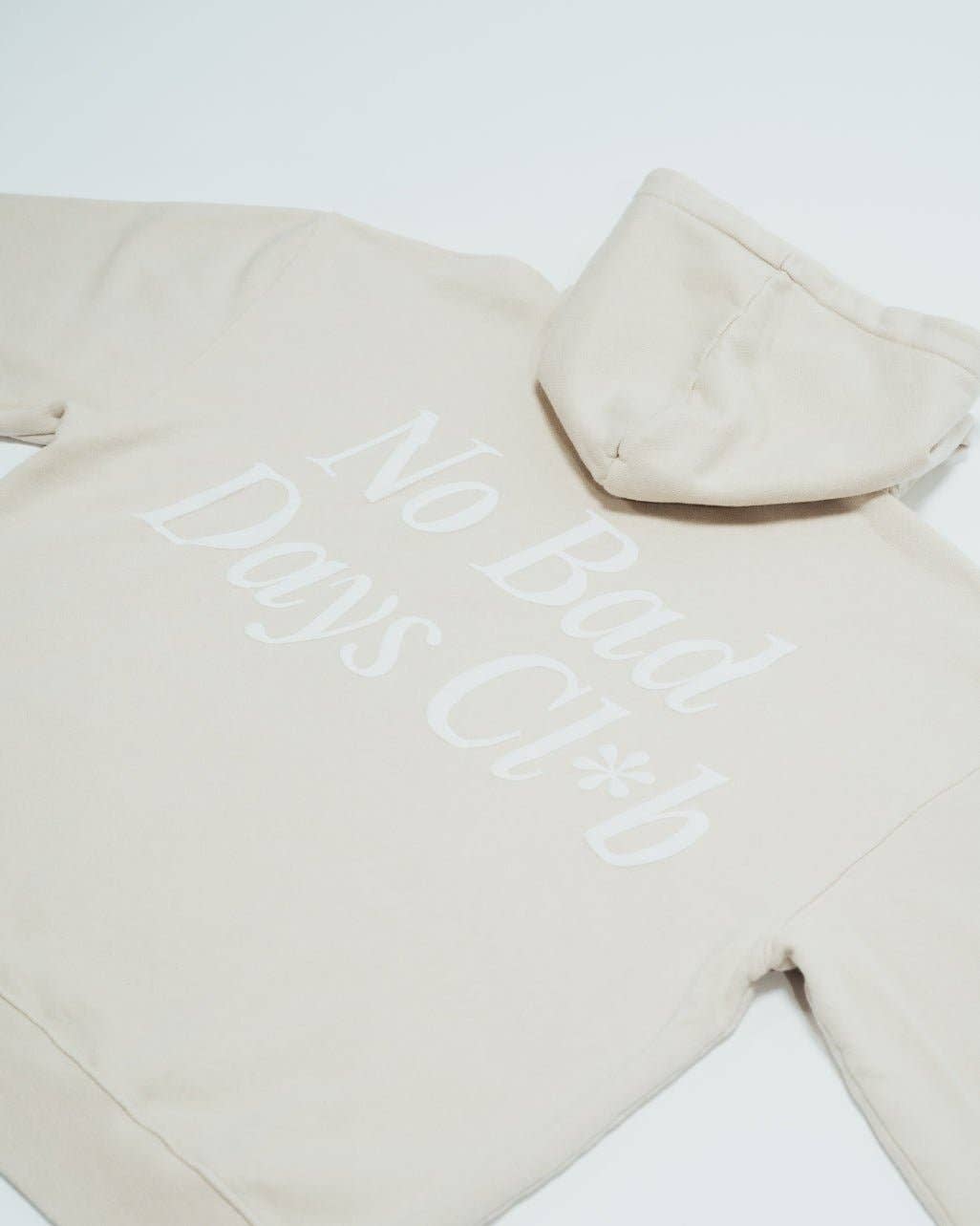 Felpa oversize con cappuccio No Bad Days Club beige