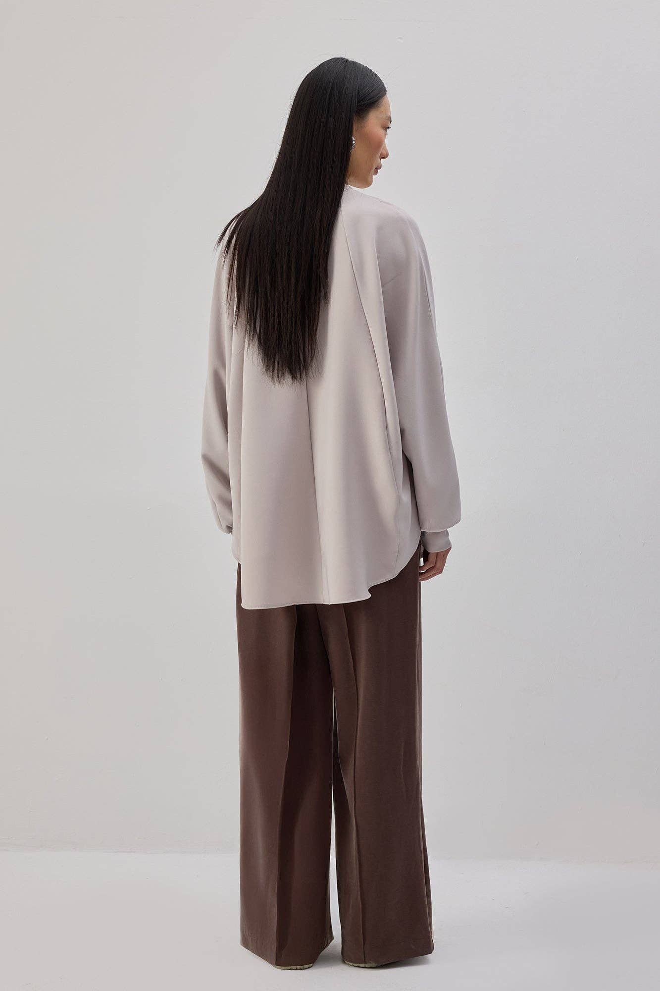 Tunica in crêpe oversize con tasche