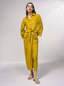 Blusa con nodo frontale e colletto a camicia