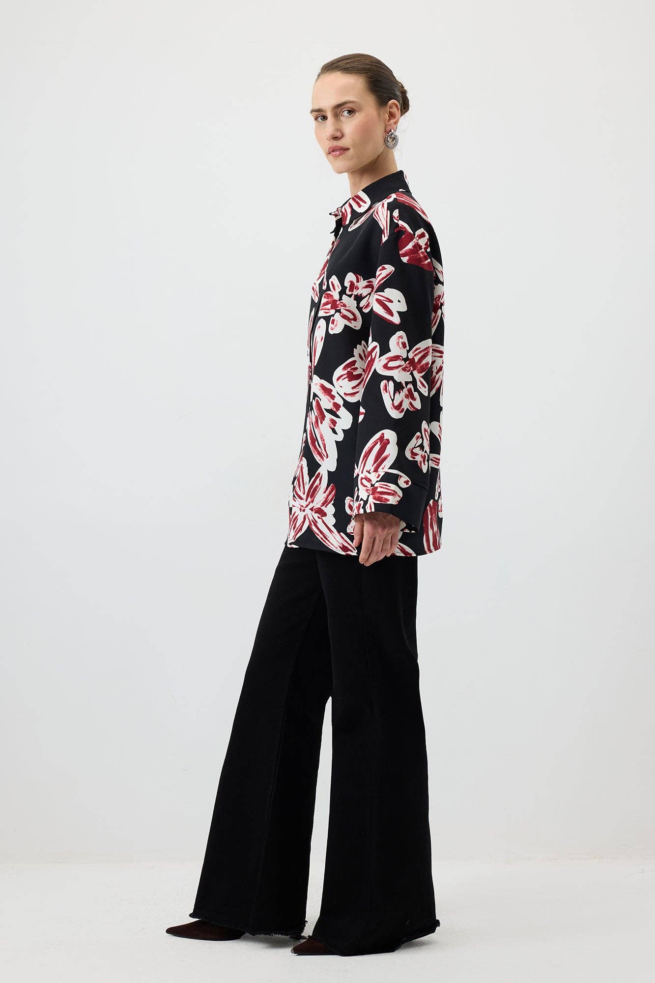 Camicia stampata con polsini ampi