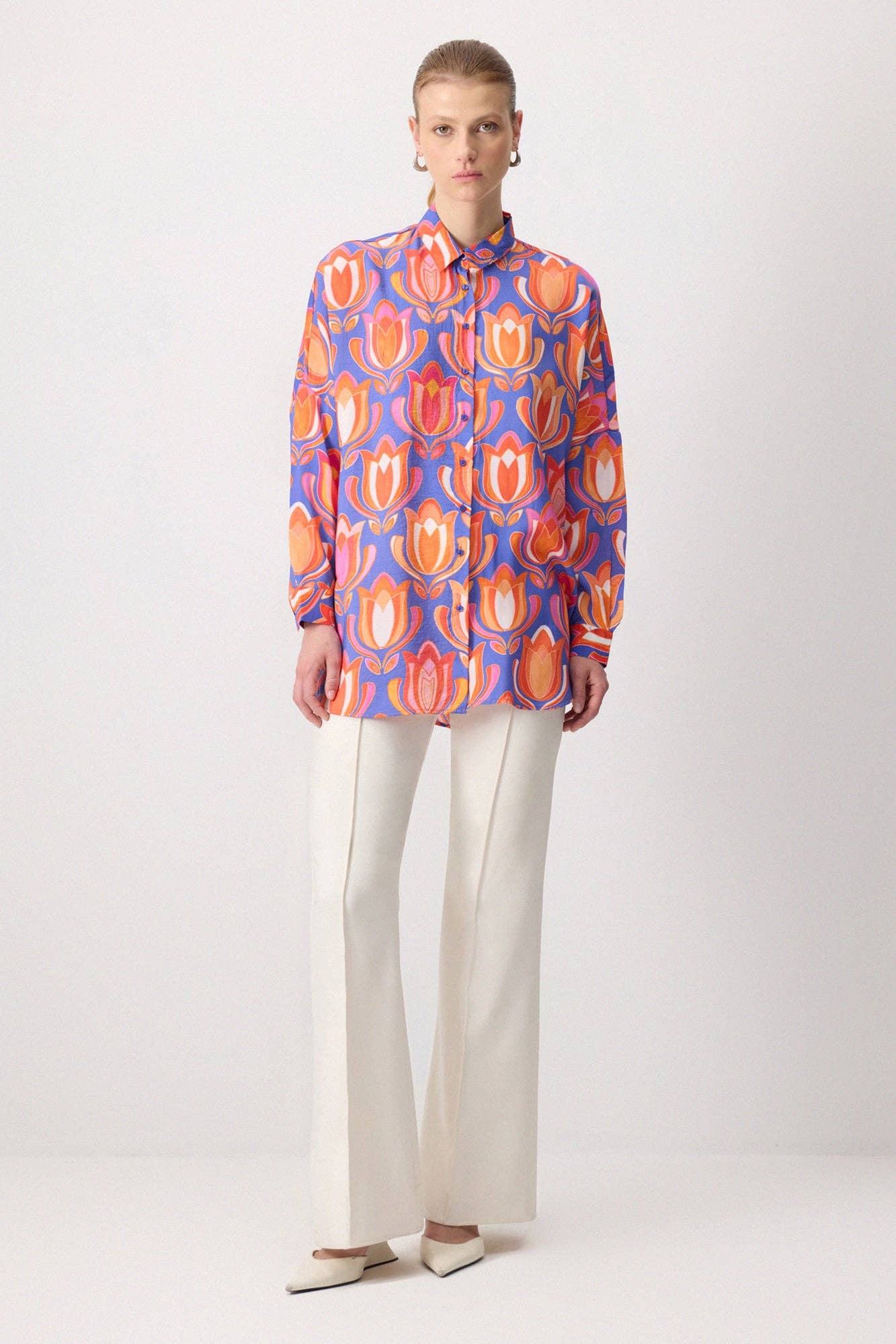 Camicia oversize in modal a motivo