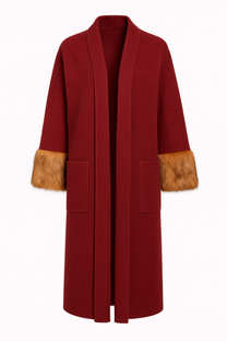 Cappotto lungo in lana con polsini in pelliccia e cintura
