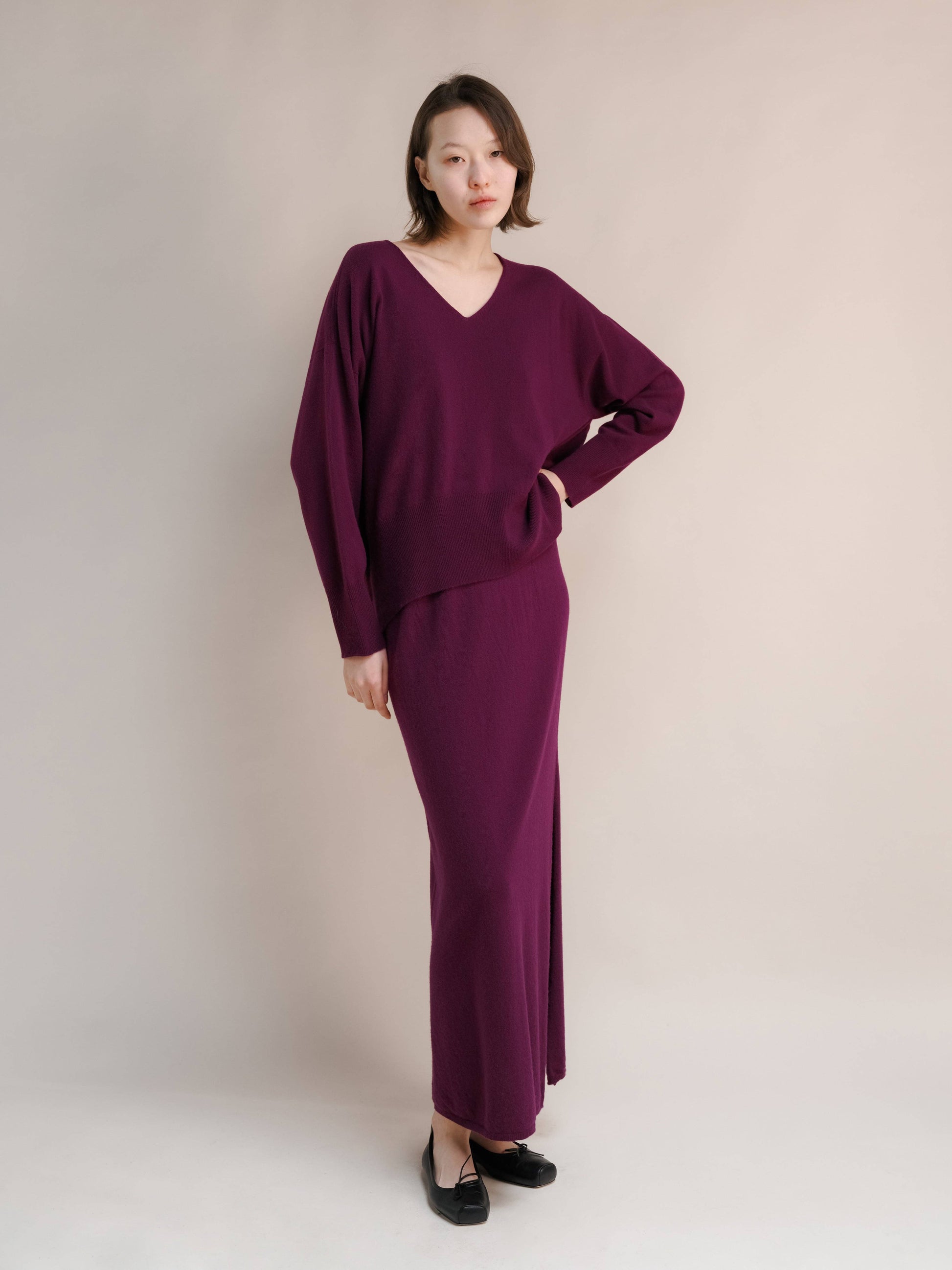Gonna lunga a vita alta in misto cashmere con spacco laterale in maglia 3D