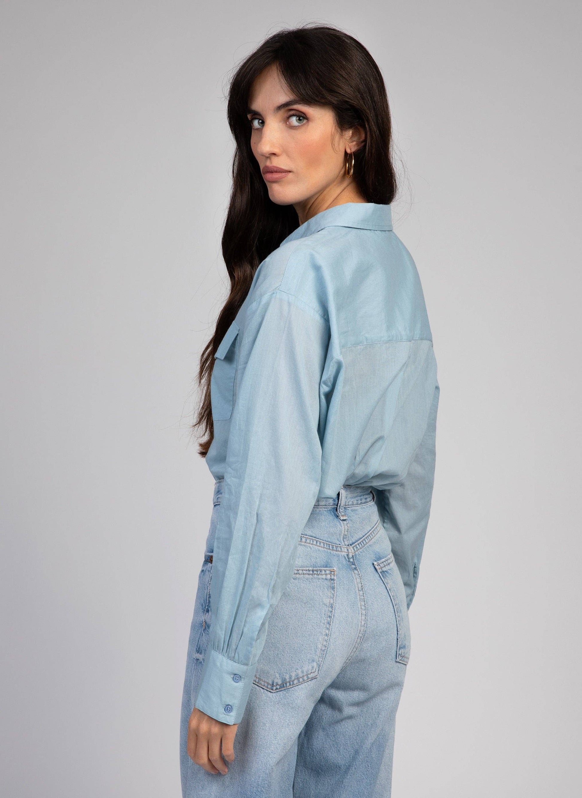 Camicia Soumaya color cielo in popeline di cotone
