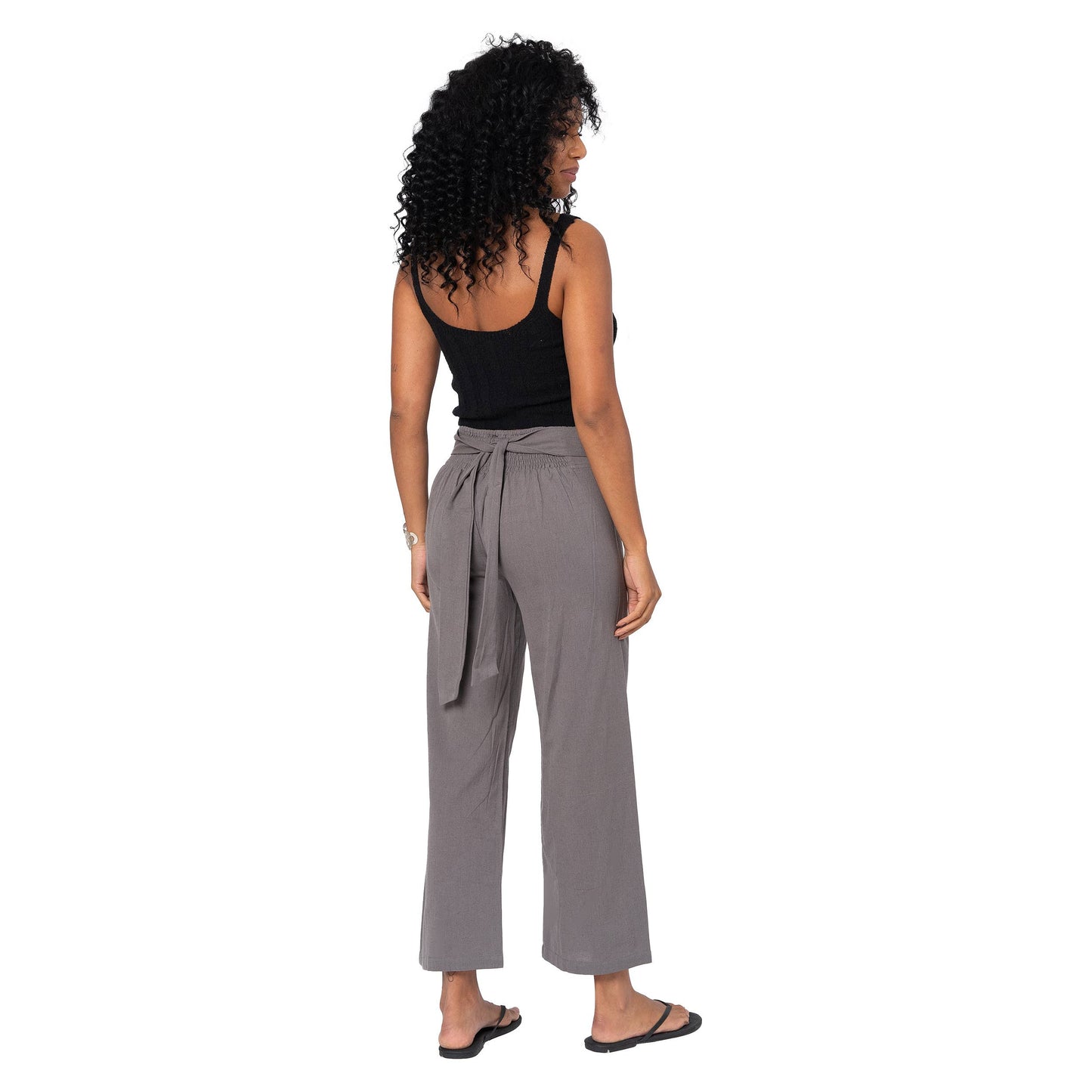 Pantaloni estivi cropped in cotone e lino grigi