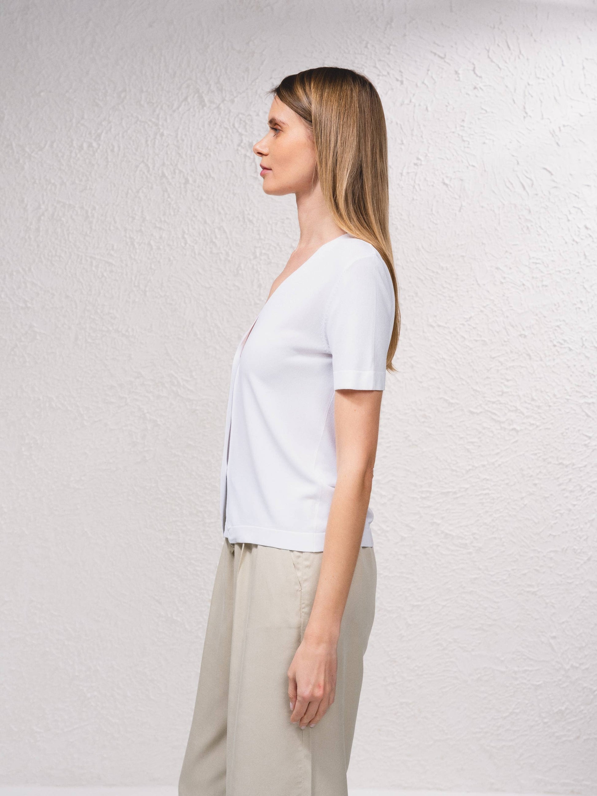 Cardigan in maglia fine con scollo a V e maniche corte